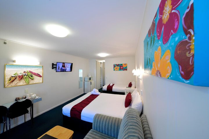 Room 17 of 53