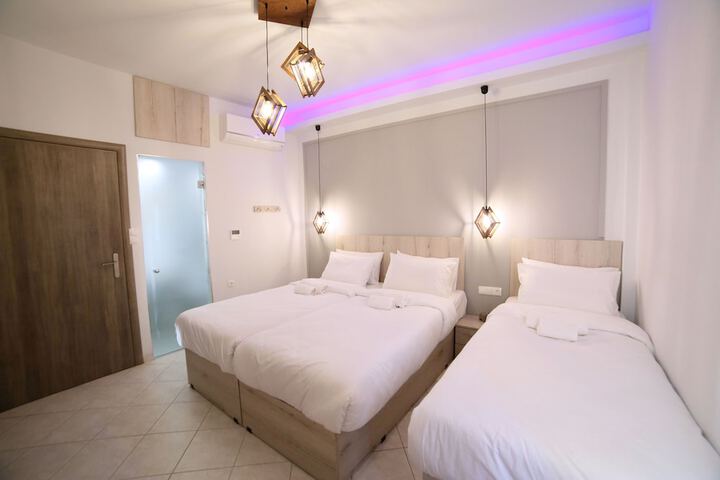 Room 7 of 149