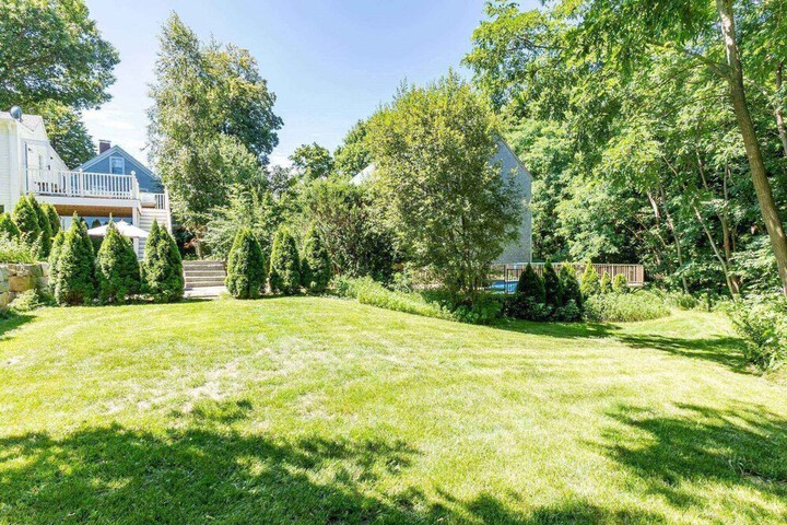 Property Grounds 45 of 49