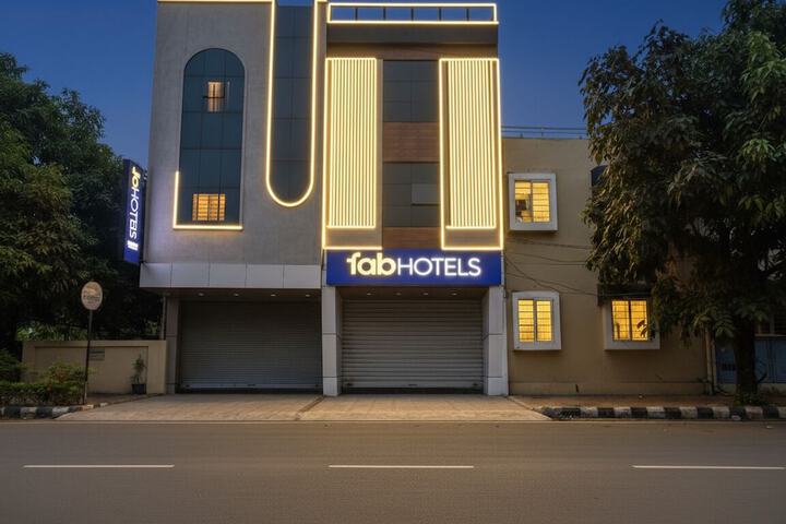 Fabhotel Elite Residency