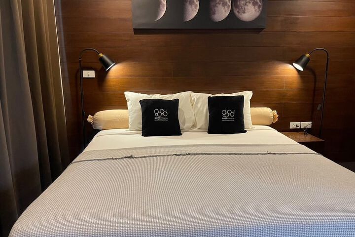 Room 27 of 94