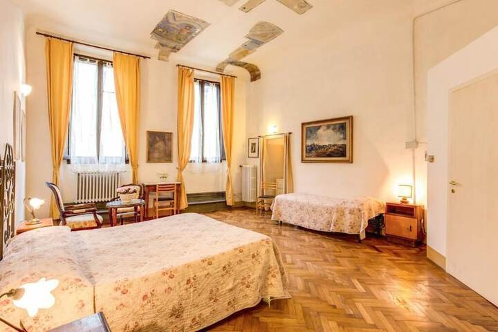 Room 22 of 39