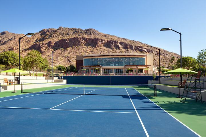 Tennis court