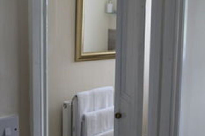 Room 2 of 20
