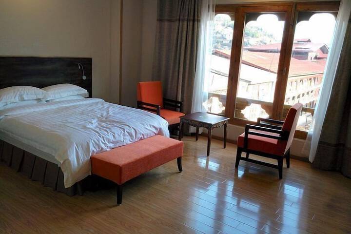 Room 10 of 21