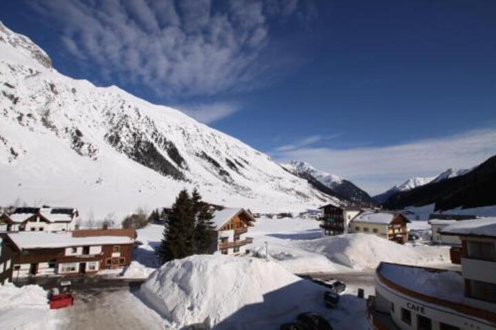 Hotel - Pension Gampelerhof