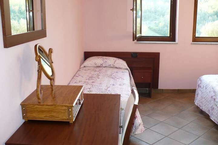 Room 3 of 19