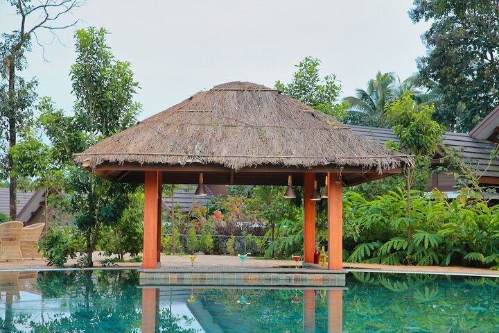 Pool 53 of 98