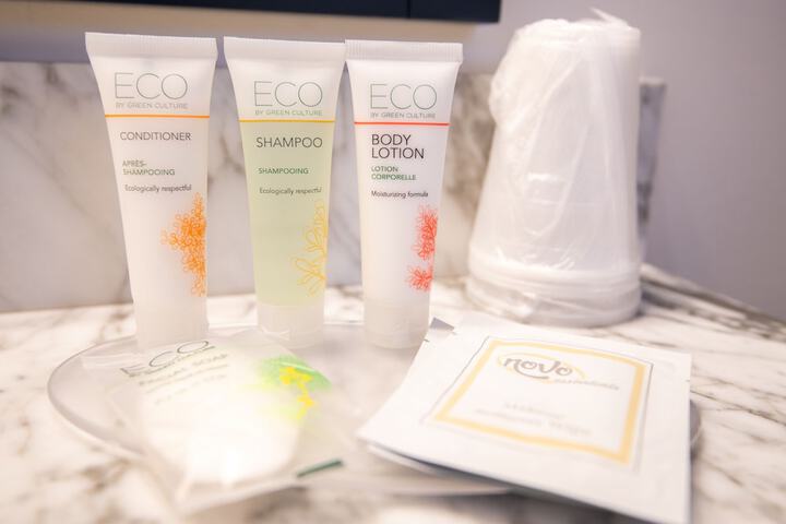 Bathroom amenities