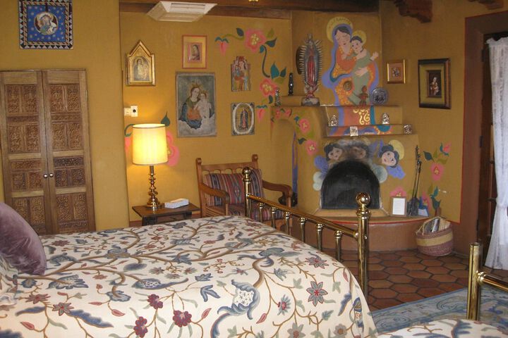 Room 31 of 63