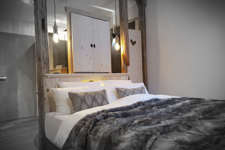 Room 41 of 131