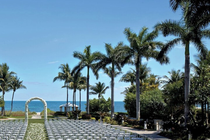 Ballroom/Hall 115 of 144