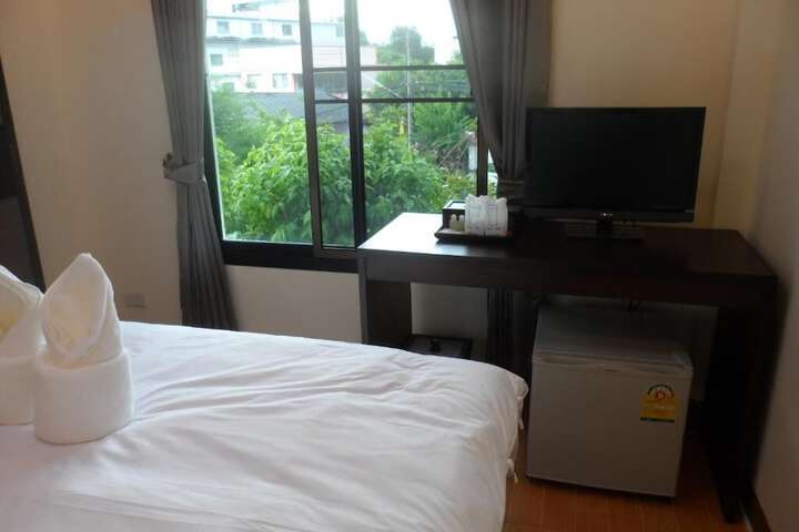 Room 19 of 68
