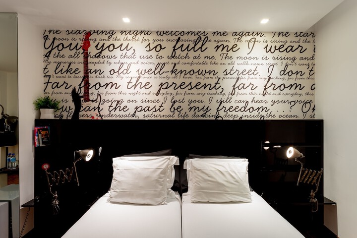 Room 7 of 36