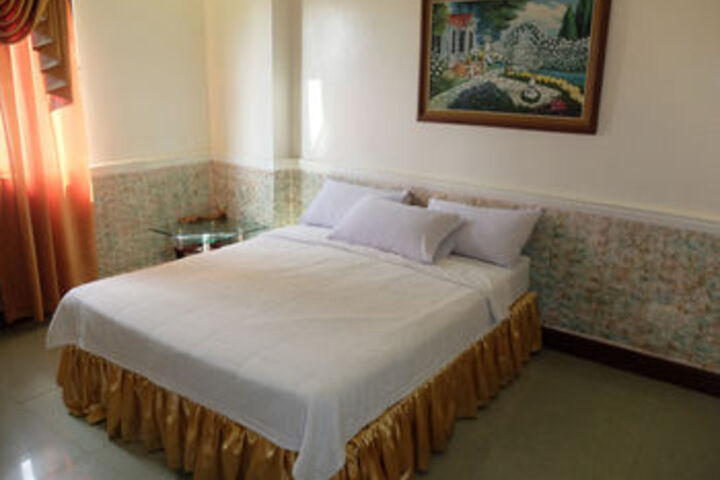 Room 47 of 89