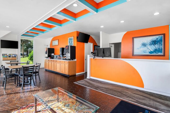 Hotel Interior 3 of 32