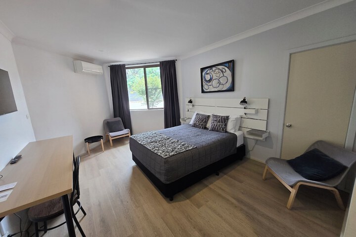 Room 21 of 95