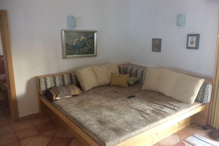 Room 9 of 40