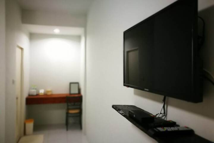 Room 16 of 30