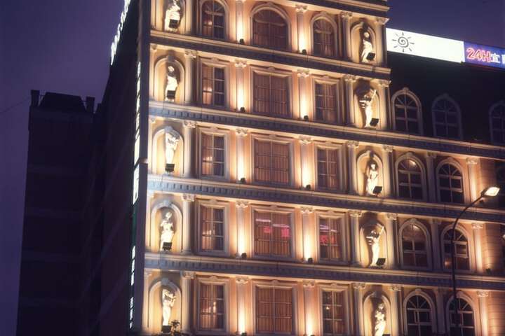 Hotel 44 of 45
