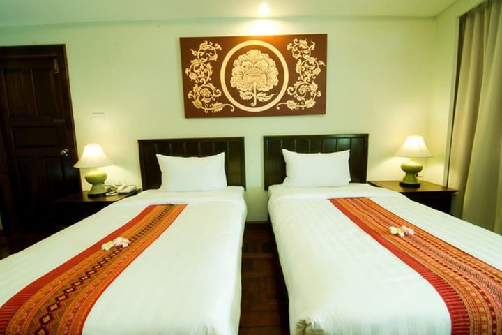 Room 9 of 46
