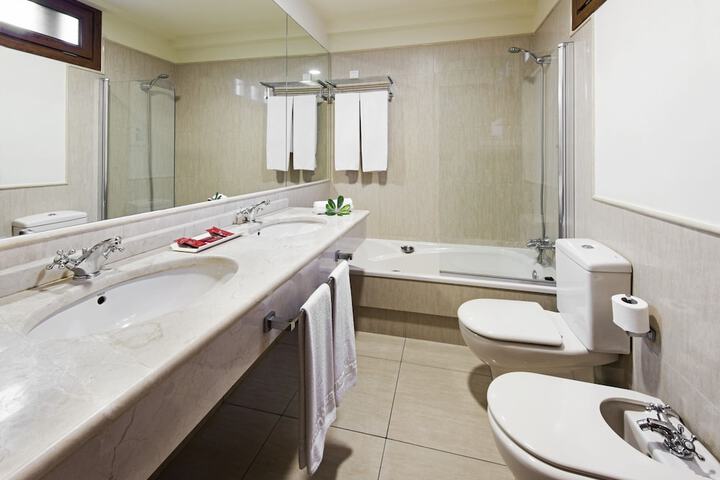Bath Interior