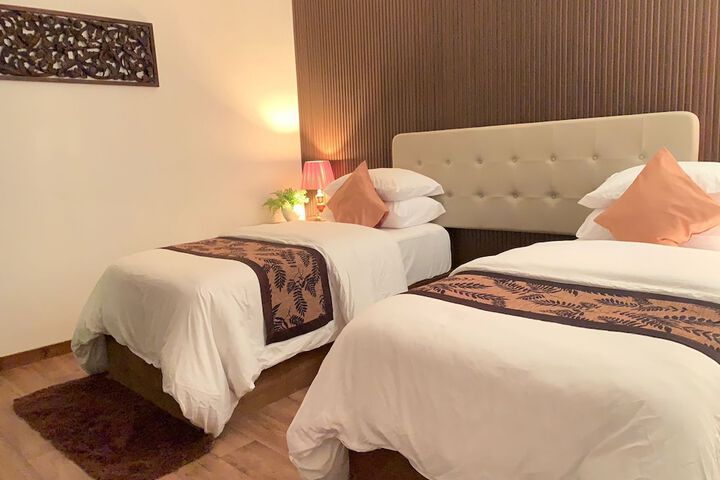 Room 3 of 17