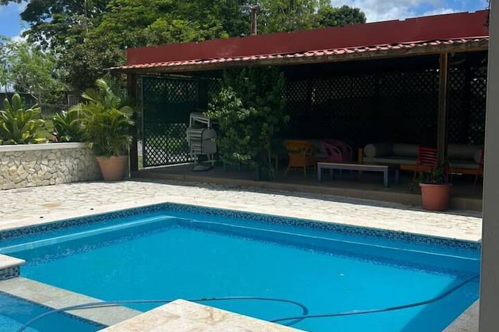 Pool 23 of 29