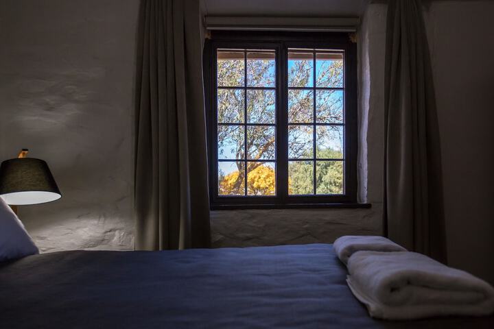 Room 3 of 25