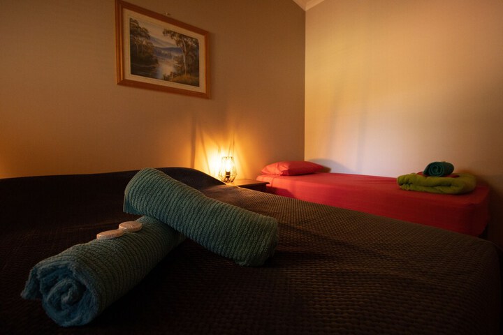 Room 5 of 20
