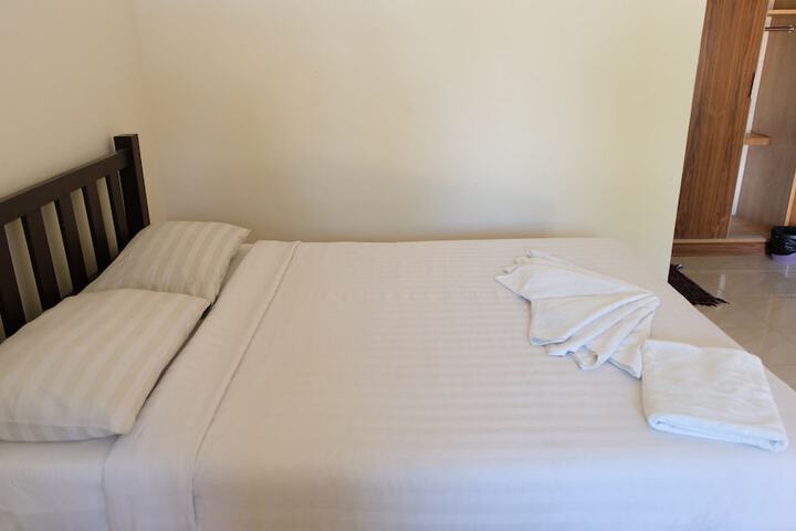 Room 2 of 13