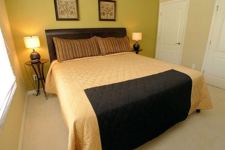 Room 5 of 25