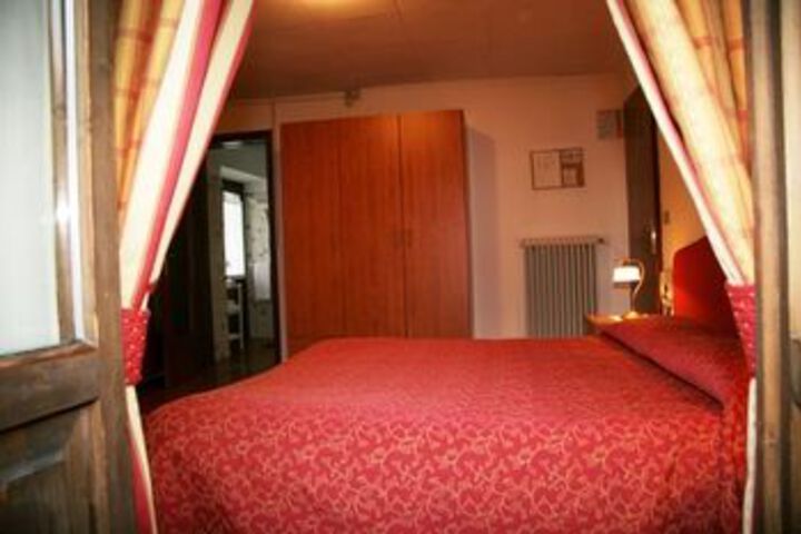 Room 36 of 54