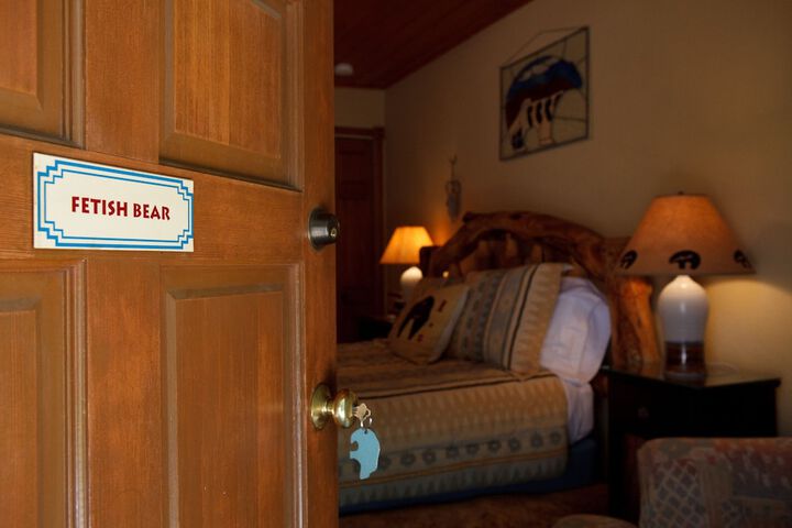 Room 6 of 149