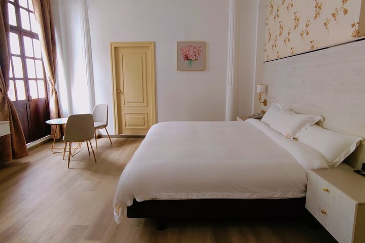 Room 55 of 90