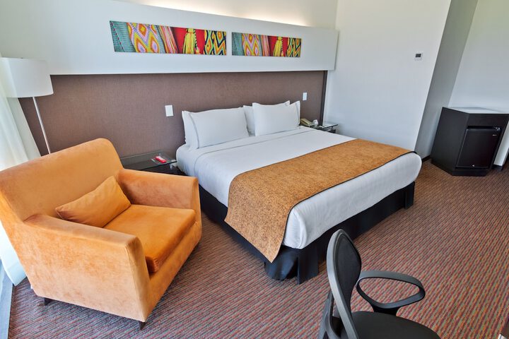 Room 15 of 62