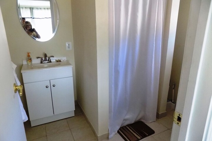 Room 30 of 50