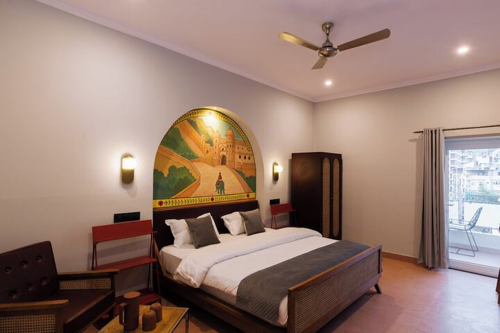 Room 5 of 26