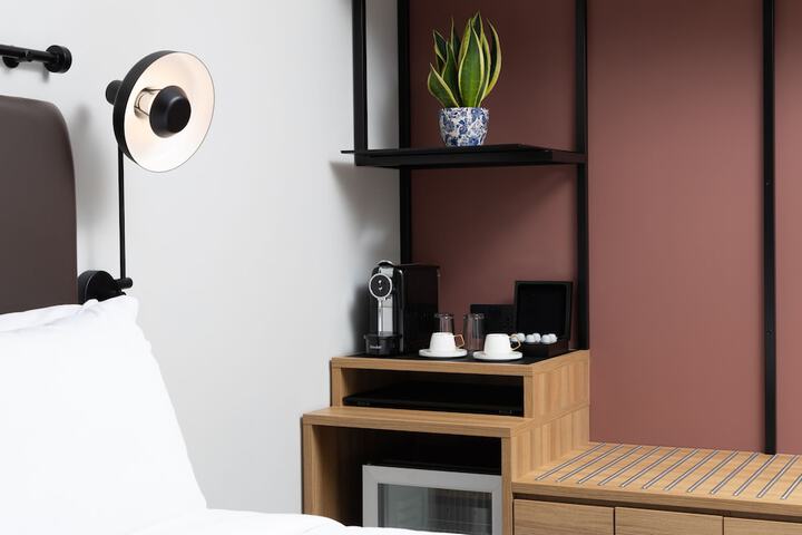 Room 7 of 39
