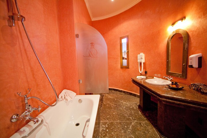 Bath Interior