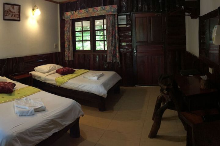 Room 5 of 37
