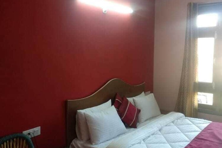Room 15 of 24