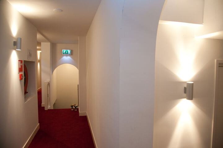 Ballroom/Hall 48 of 66