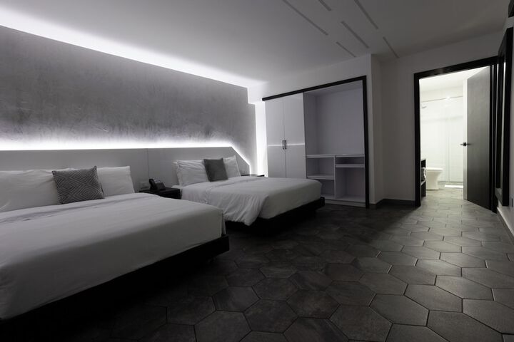 Room 14 of 51