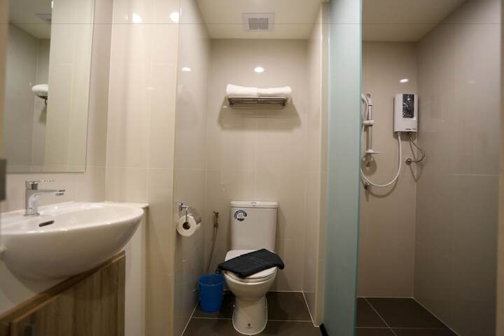 Room 65 of 112