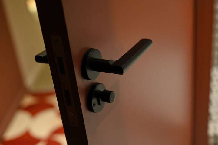 Room 5 of 19
