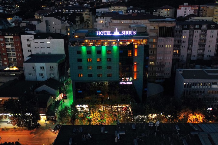 Hotel Sirius