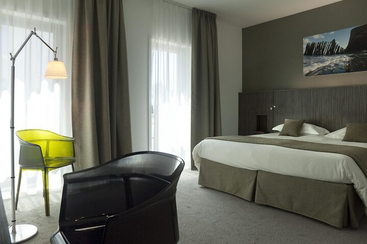Room 14 of 75