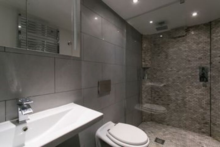 Room 2 of 13