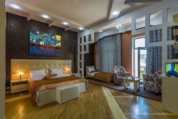 Room 5 of 55
